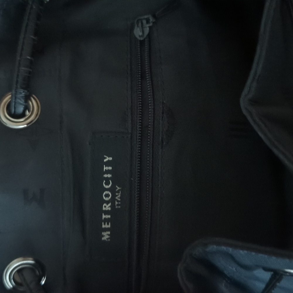 Metrocity Jacquard Backpack - Picture 12 of 15